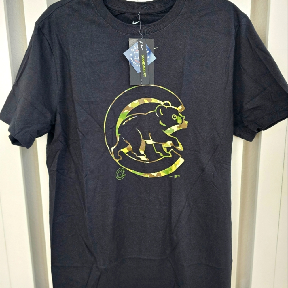Brand New Nike MLB Chicago Cubs Armed Forces Day Black Camo T-Shirt Medium Mens